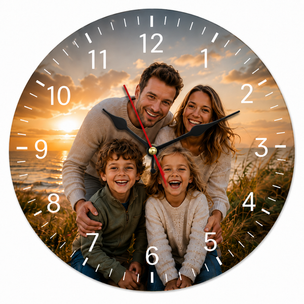 MemoraClock väggklocka med eget familjefoto