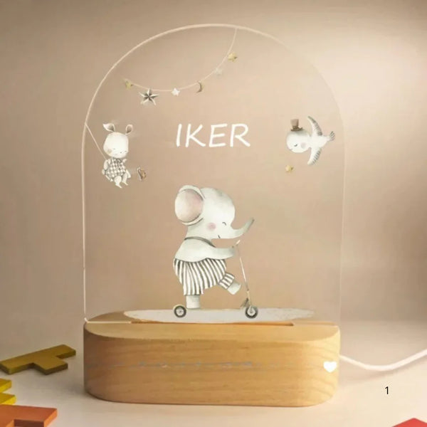 Elefant på sparkcykel