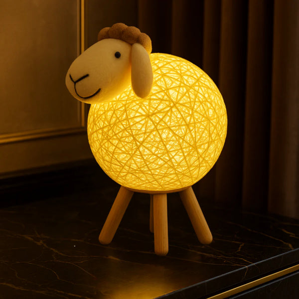 WoolyGlow – Mjuk fårlampa med LED