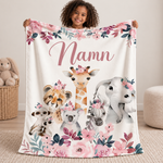 SnuggleName fleecefilt med namn – Safari rosa blommor med giraff och elefant