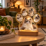 MemoraPaw tasslampa med kattfoton på träsockeln